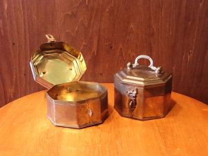 Italian brass jewelry case（残り1点）