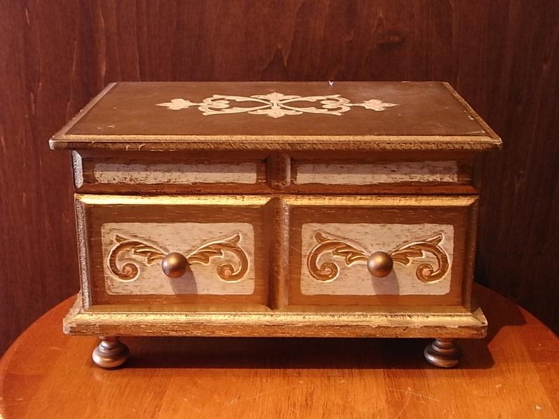 Italian florentine wood jewelry display box