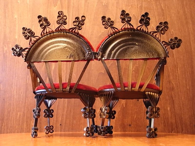ビンテージミニ椅子、ミニチュアチェア、レトロドール用チェア、ベルベットアクセサリー置き、缶アート置きもの LCM 6067(3)