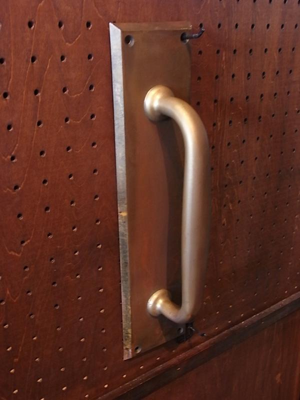 イタリア製アンティーク真鍮製レトロドアハンドル　ドア取っ手　家具パーツ　LCM 6165（2）