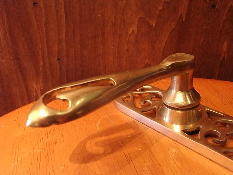 イタリア製アンティークレバーハンドル　真鍮ドア取っ手　家具パーツ ハードウエア　LCM 6182（4）