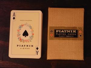 Austrian PIATNIK playing cards & case
