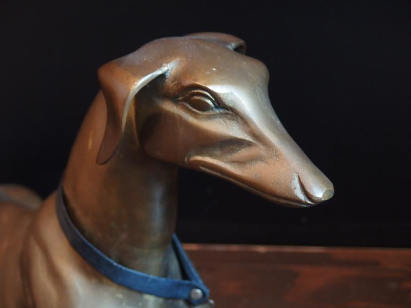 真鍮製犬のオブジェ　USM 1491（3）