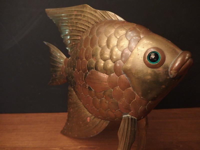 真鍮製金魚のオブジェ。作家物　USM 1477（3）
