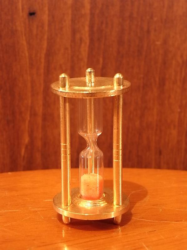 イタリア製真鍮砂時計置物、ミニチュア砂時計、ドールハウス小物、テラリウムインテリア　LCM 6228（3）