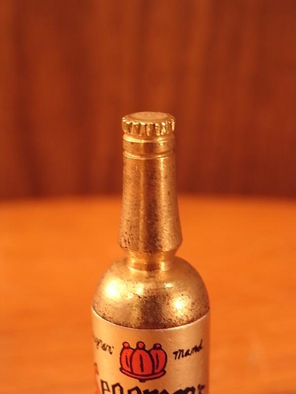 イタリア製真鍮ウイスキー置物、ミニチュアシーグラム酒瓶、ドールハウス小物、テラリウムオブジェ　LCM 6258（5）