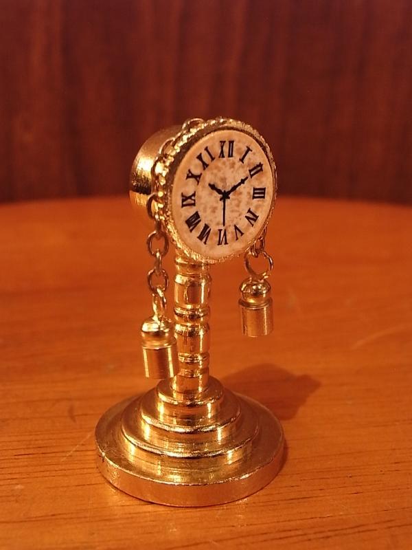 イタリア製真鍮テーブルクロック置物、ミニチュア置き時計、ドールハウス小物、テラリウムインテリア　LCM 6262（3）