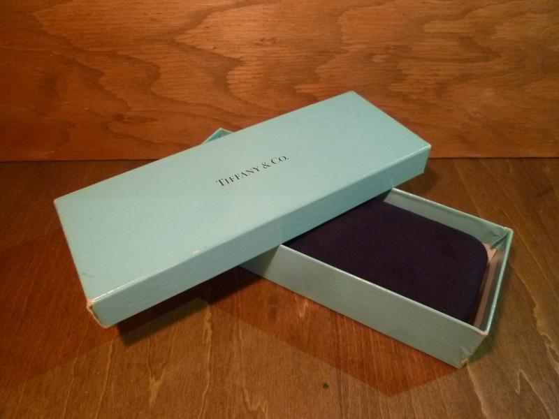 TIFFANY jewelry display case & box