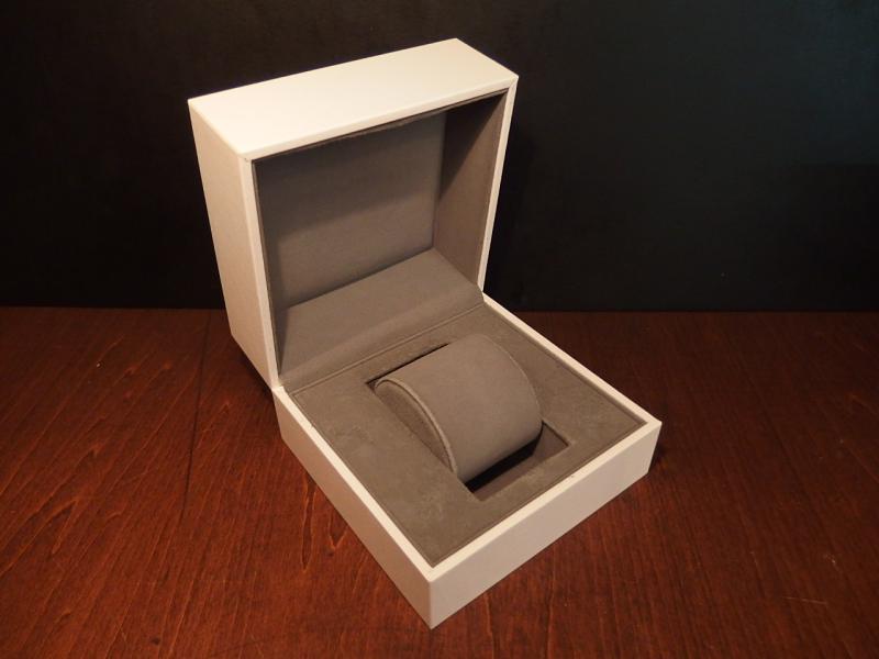 ビンテージクリスチャンディオール時計ケース、ヴィンテージChristian Diorディスプレイケース、コレクションケース、ジュエリーディスプレイ、アクセサリーディスプレイ LCM 6376(2)