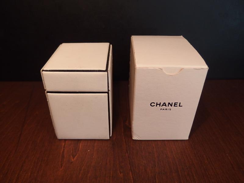 CHANEL watch display case & box