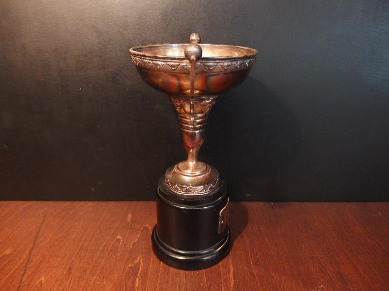 真鍮製トロフィー ビンテージシルバートロフィー　アンティーク優勝カップ　優勝杯　BCM 0305（2）