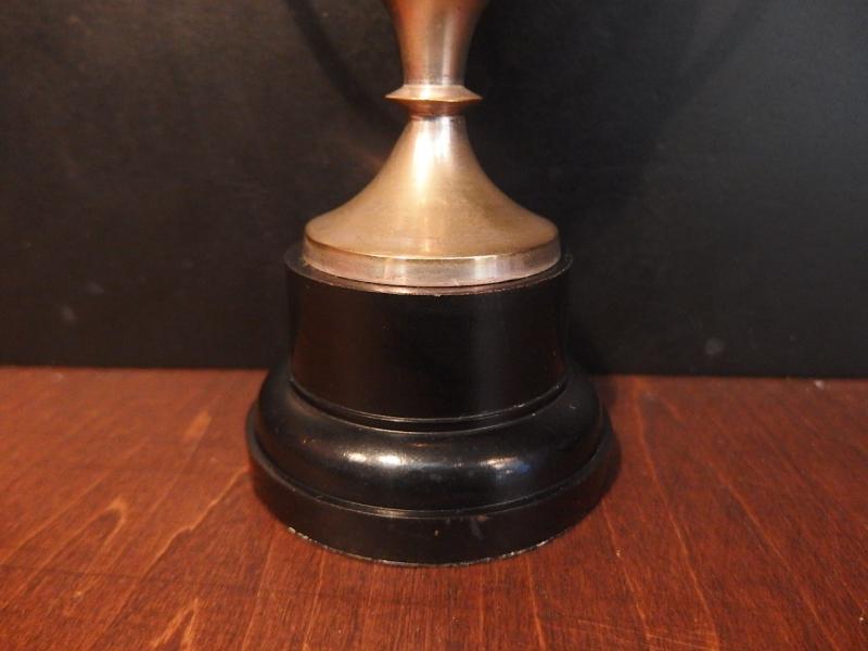 真鍮製トロフィー ビンテージシルバートロフィー　アンティーク優勝カップ　優勝杯　LCM 6544（4）