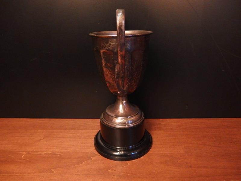 真鍮製トロフィー ビンテージシルバートロフィー　アンティーク優勝カップ　優勝杯　LCM 6530（2）