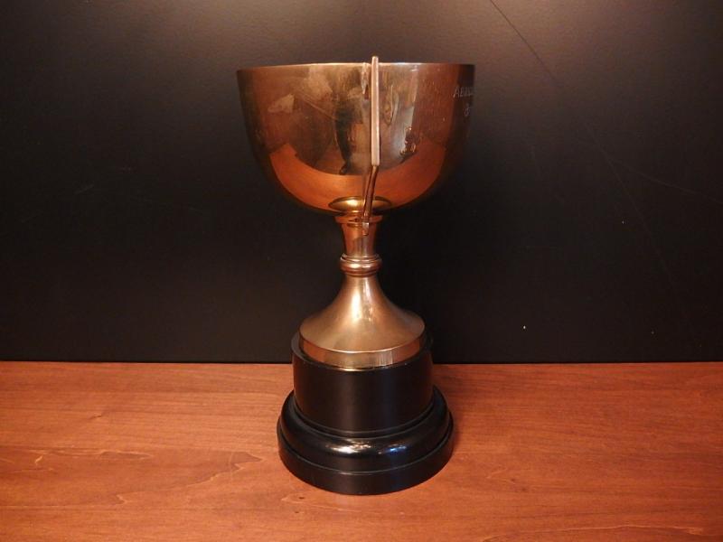 真鍮製トロフィー ビンテージシルバートロフィー アンティーク優勝カップ 優勝杯 LCM 6514(2)
