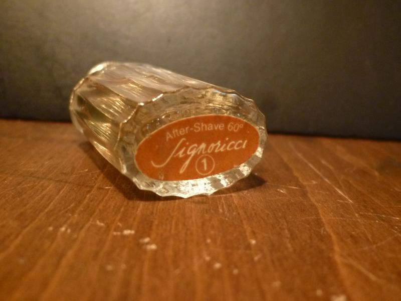 Nina Ricci/Signoricci 1香水瓶、ミニチュア香水ボトル、ミニガラスボトル、香水ガラス瓶　BCM 0171（5）