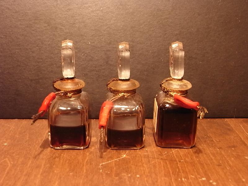 RAPHAEL香水瓶、ミニチュア香水ボトル、ミニガラスボトル、サンプルガラス瓶　BCM 0191（2）