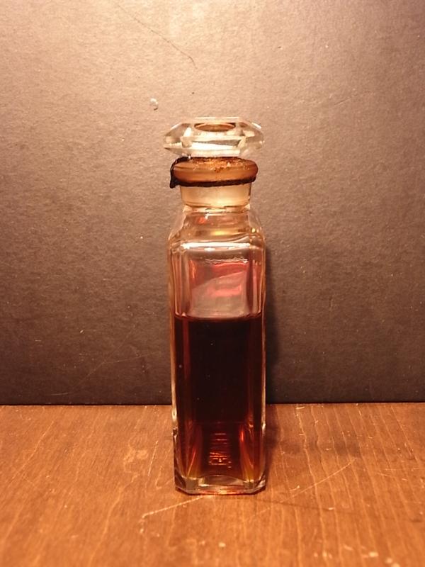 CHANEL N°5 香水瓶、ガラス香水ボトル、ガラスパフュームボトル、シャネル5番香水ガラス瓶　BCM 0195（2）