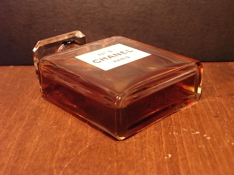 CHANEL N°5 香水瓶、ガラス香水ボトル、ガラスパフュームボトル、シャネル5番香水ガラス瓶　BCM 0195（4）