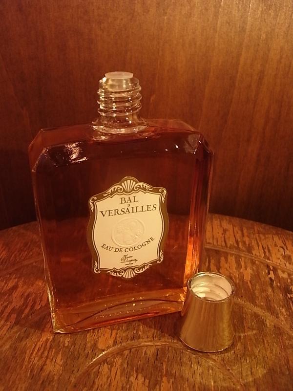 Jean Desprez/Bal a Versailles香水瓶、ミニチュア香水ボトル、ミニガラスボトル、サンプルガラス瓶　BCM 0210（4）