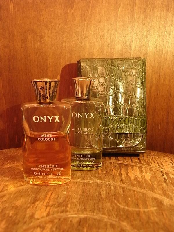 LENTHERIC / ONYX perfume bottle 2P & case