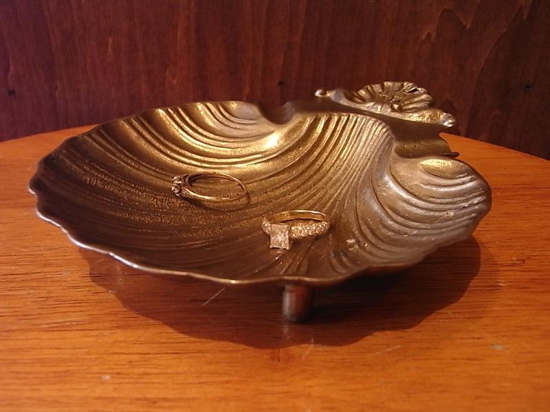 真鍮貝殻トレイ、真鍮トレイ、トレー、灰皿、アッシュトレイ、アシュトレイ、小皿、カルトン　LCM 6854（2）