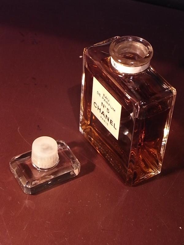 CHANEL N°5 香水瓶、香水ボトル、ガラスボトル、ガラス瓶 LCC 1213(3)