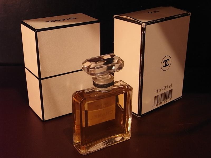 CHANEL N°5 香水瓶、香水ボトル、ガラスボトル、ガラス瓶 LCC 1245(3)