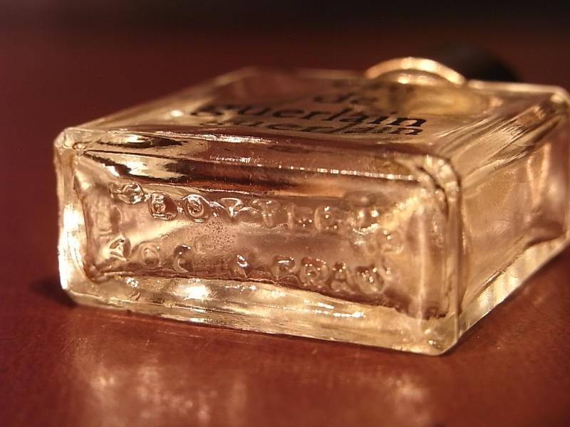GUERLAIN / eau de guerlain香水瓶、ミニチュア香水ボトル、ミニガラスボトル、香水ガラス瓶 LCC 1173(5)