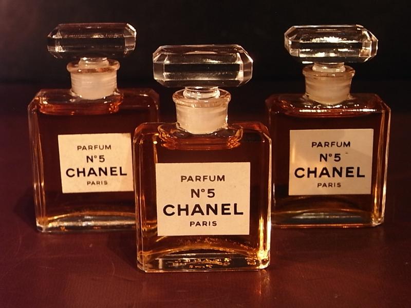 CHANEL / N°5 glass perfume bottle（3点あり！）