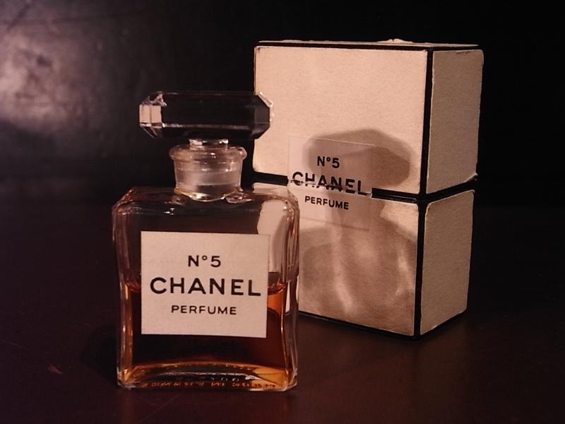 CHANEL / N°5 glass perfume bottle & BOX