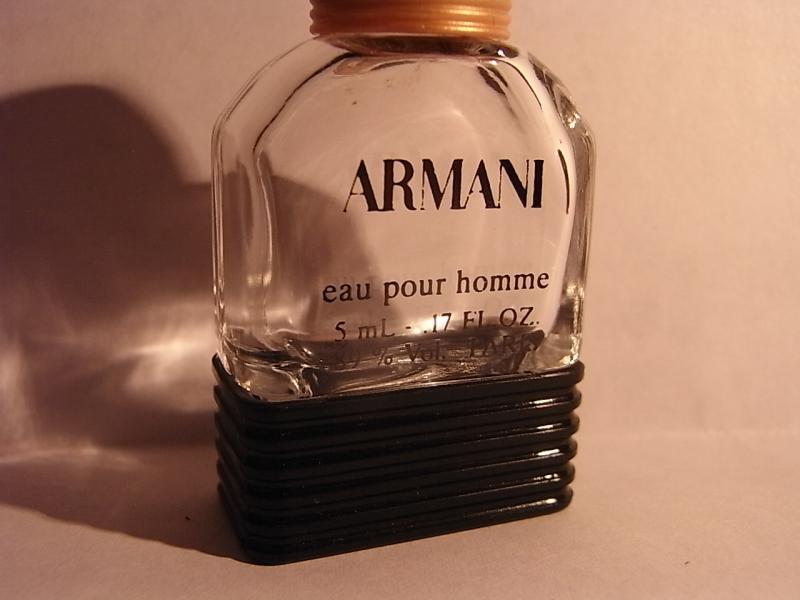 ARMANI/Eau pour homme香水瓶、ミニチュア香水ボトル、ミニガラスボトル、サンプルガラス瓶　LCC 1217（6）