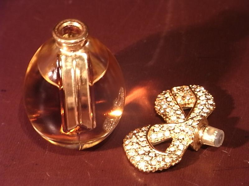 Elizabeth Taylor/White Diamondsヴィンテージ香水瓶、ミニチュア香水ボトル、ミニガラスボトル、サンプルガラス瓶 　LCC 1224（4）
