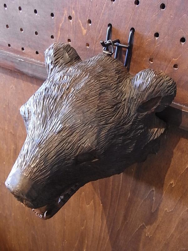 木製クマ壁掛け　木彫り熊オブジェ　熊顔面　BCM 0266（2）