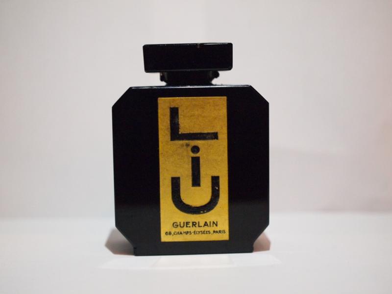 GUERLAIN / LiU glass perfume bottle