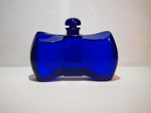 GUERLAIN / Coque d’Or glass perfume bottle