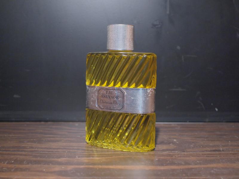 Christian Dior / EAU SAUVAGE香水瓶　パフュームボトル　LCC 0107（2）