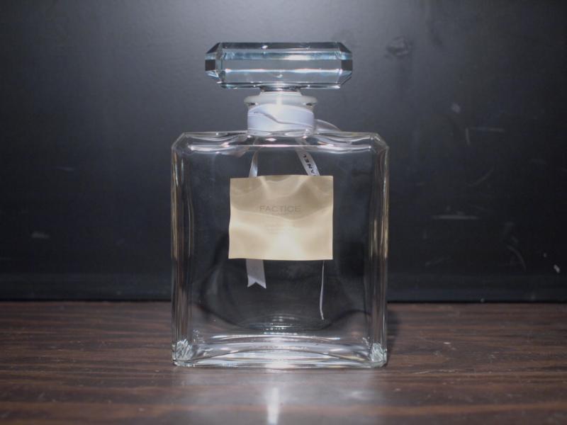 CHANEL N°5 香水瓶、香水ボトル、ガラスボトル、サンプルガラス瓶 ファクティス　ダミー　LCC 0348（4）