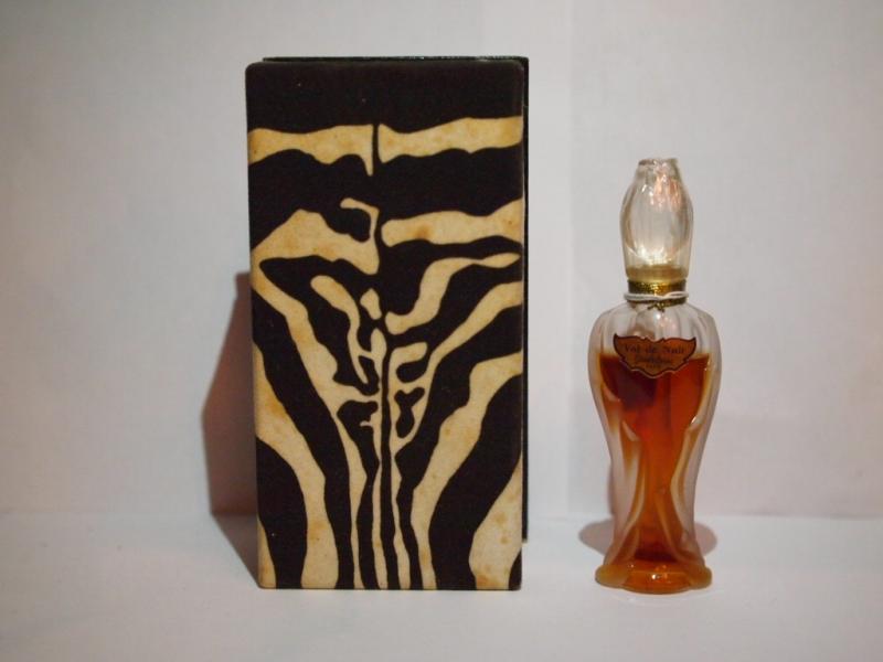 GUERLAIN / Vol de Nuit perfume bottle & case