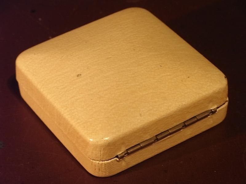 イギリス製白ジュエリーケース、宝石ケース、白宝石箱、ジュエリーディスプレイ、かわいいジュエリーケース LCM 6925(3)