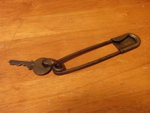 brass key & key holder