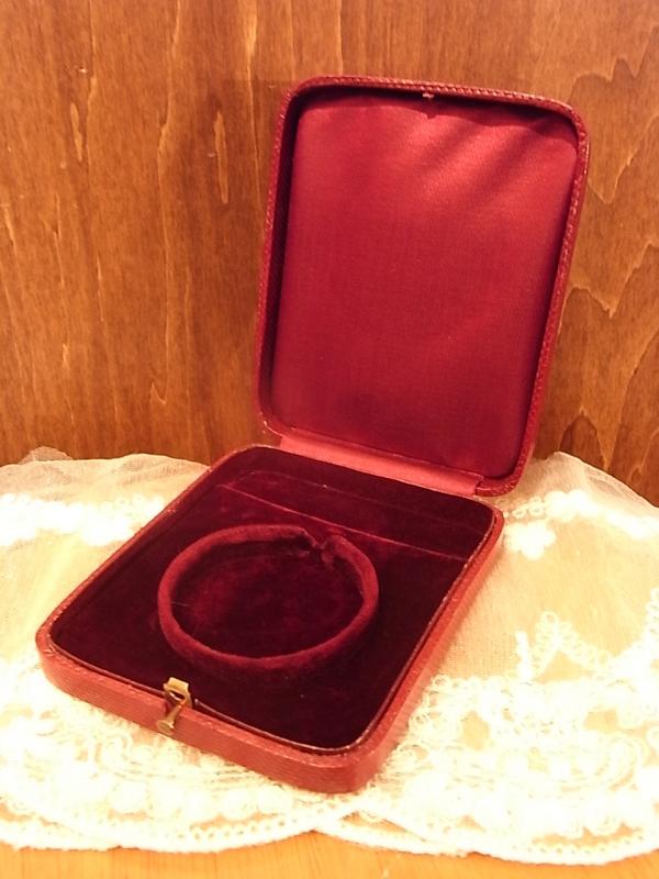 フランス製赤系ジュエリーケース、宝石ケース、ワインレッド宝石箱、ジュエリーディスプレイ、かわいいジュエリーケース　LCM 6966（2）