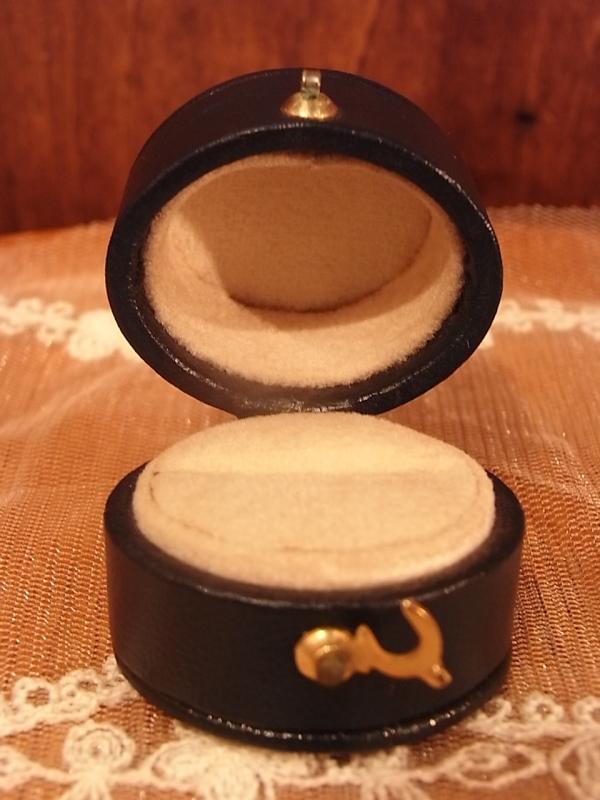 イギリス製紺色リングホルダー、ブルージュエリーホルダー、指輪ディスプレイ、かわいい小物ケース、レトロなジュエリーケース LCM 6983(4)