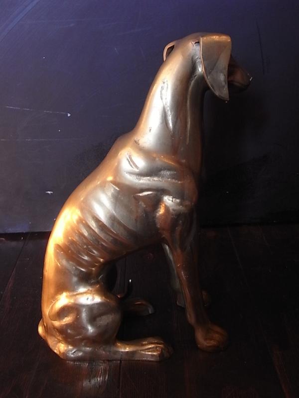 ビンテージ1970年代真鍮犬オブジェ通販　中目黒実店舗あり　イタリア製真鍮グレイハウンド置物　ビンテージ　耳たれ犬雑貨　LCM 7020（4）