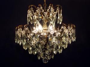 Hungarian brass & crystal chandelier 5灯