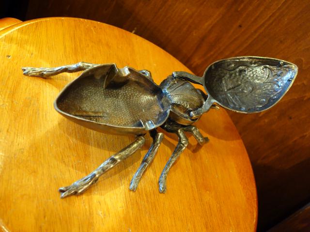 イタリア製真鍮クモ置物通販　蜘蛛灰皿　スパイダーオブジェ　昆虫置物　LCM 7058（4）