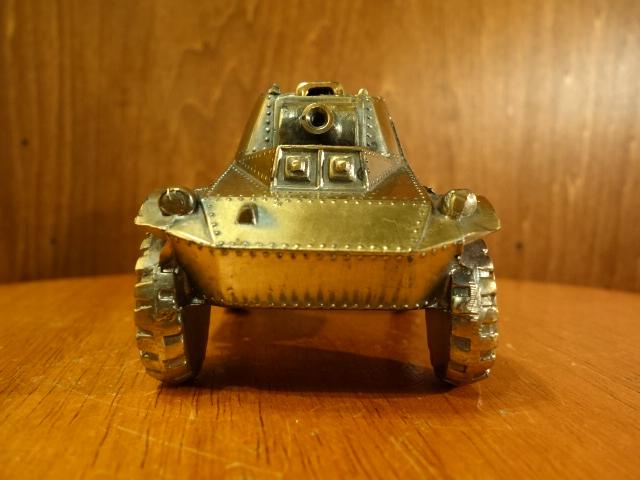 1970年代戦車ライター通販 中目黒に実店舗あり ビンテージ装甲車置物オブジェ LCM 7065(3)
