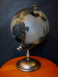 smoke glass globe
