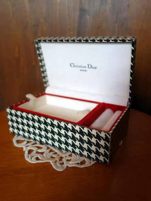 French Christian Dior jewelry display box