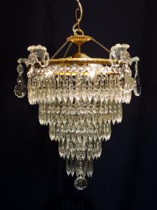 French brass & crystal arrow cake chandelier 3灯（2台あり）