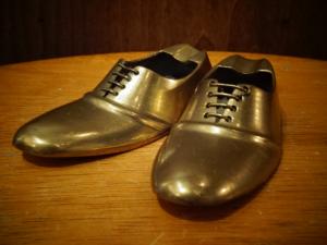 Italian brass shoe ashtray SET